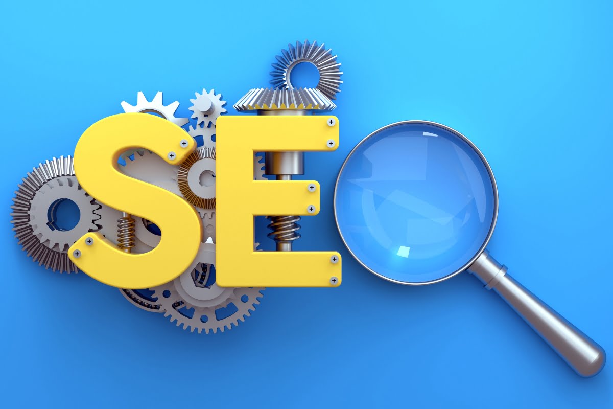 The focus keyphrase: SEO, depicted with gears and a magnifying glass.